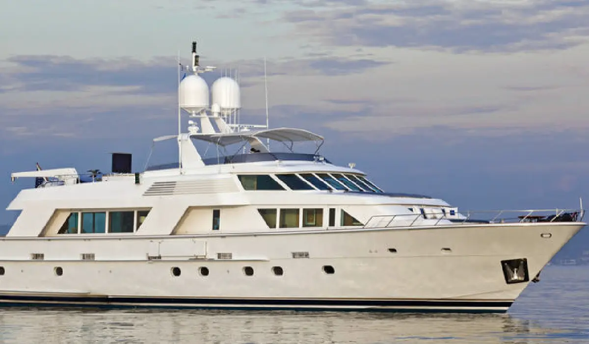 Hatteras - Capricorn - Luxury Yacht Charter - Preowned Luxury Yachts - Exclusive Concierge Club.webp